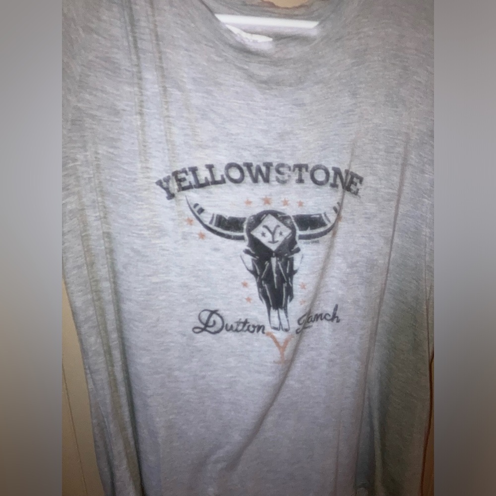 Yellowstone, Dutton Ranch T-shirt - Picture 5 of 6